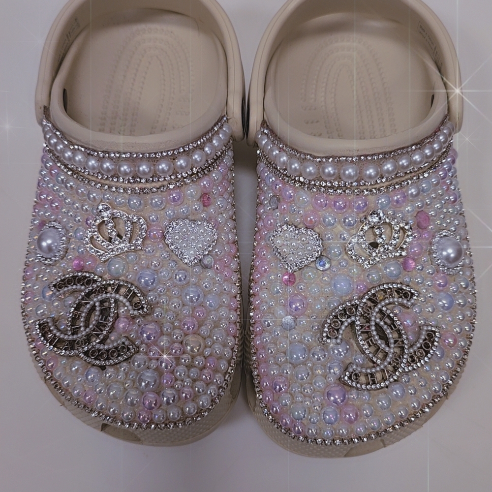 CROCS Embellished Mules in Cream and Pink